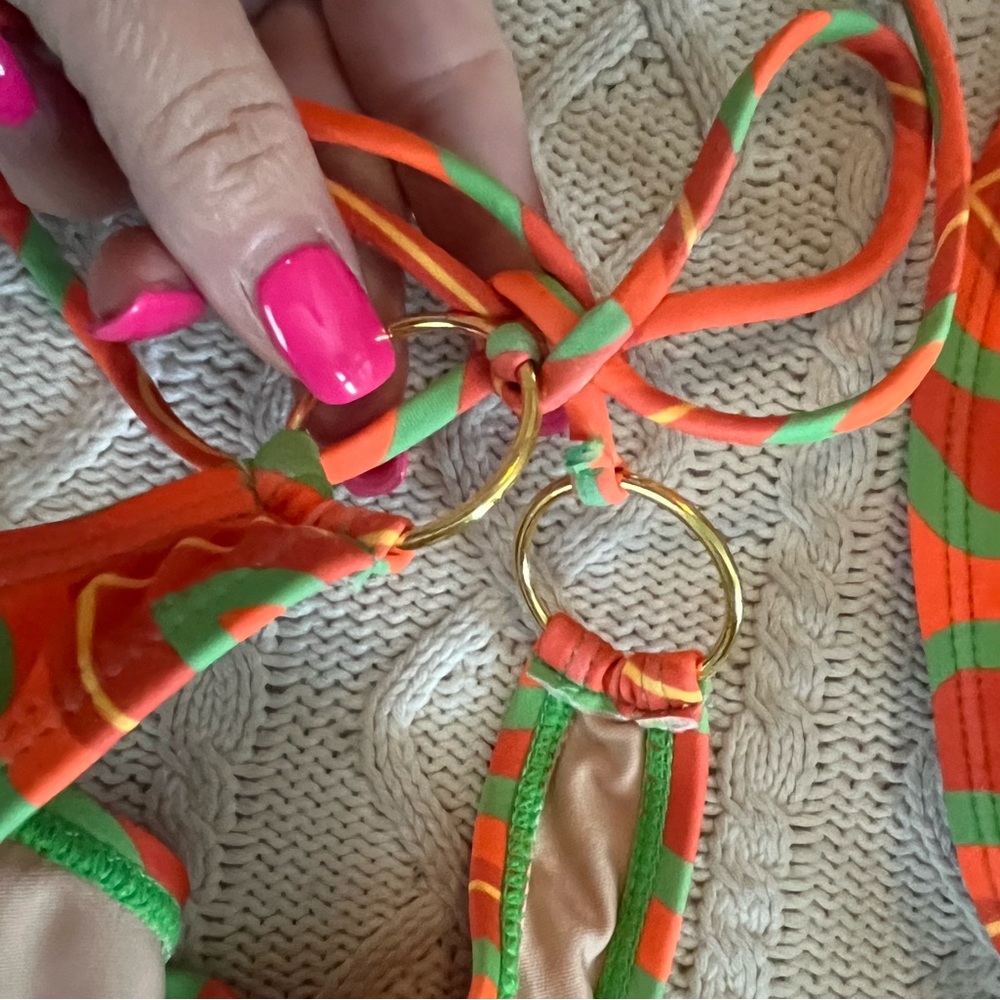 Fashion Nova Orange & Green Bikini Thong Metal Hardware on Hips Women’s SZ L - Picture 6 of 11